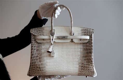 who makes birkin bag